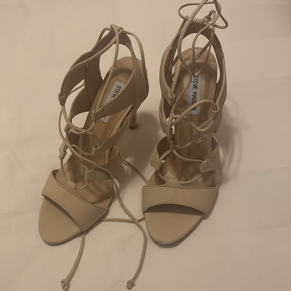 Steve Madden Sandalia lace up heels - taupe - size 8.5 - brand new!!! - Picture 7 of 8